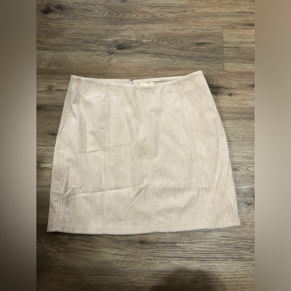 NWT Hem and Thread Boutique Skirt